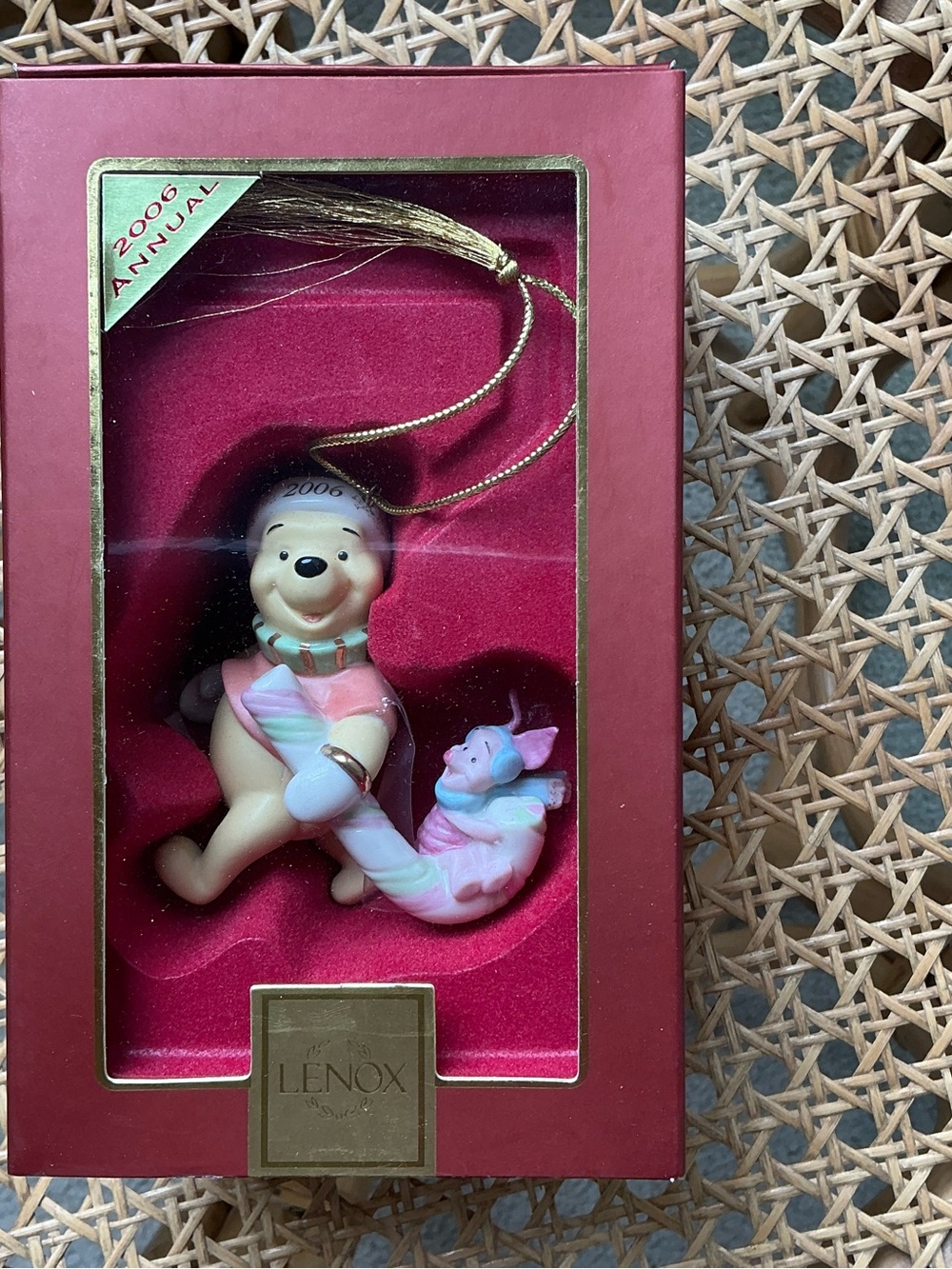 Lenox 2006 Winnie the Pooh and Piglet Ornament